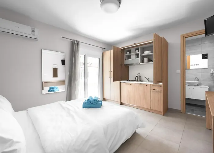 Blue Flag, Nilie Hospitality Mgmt